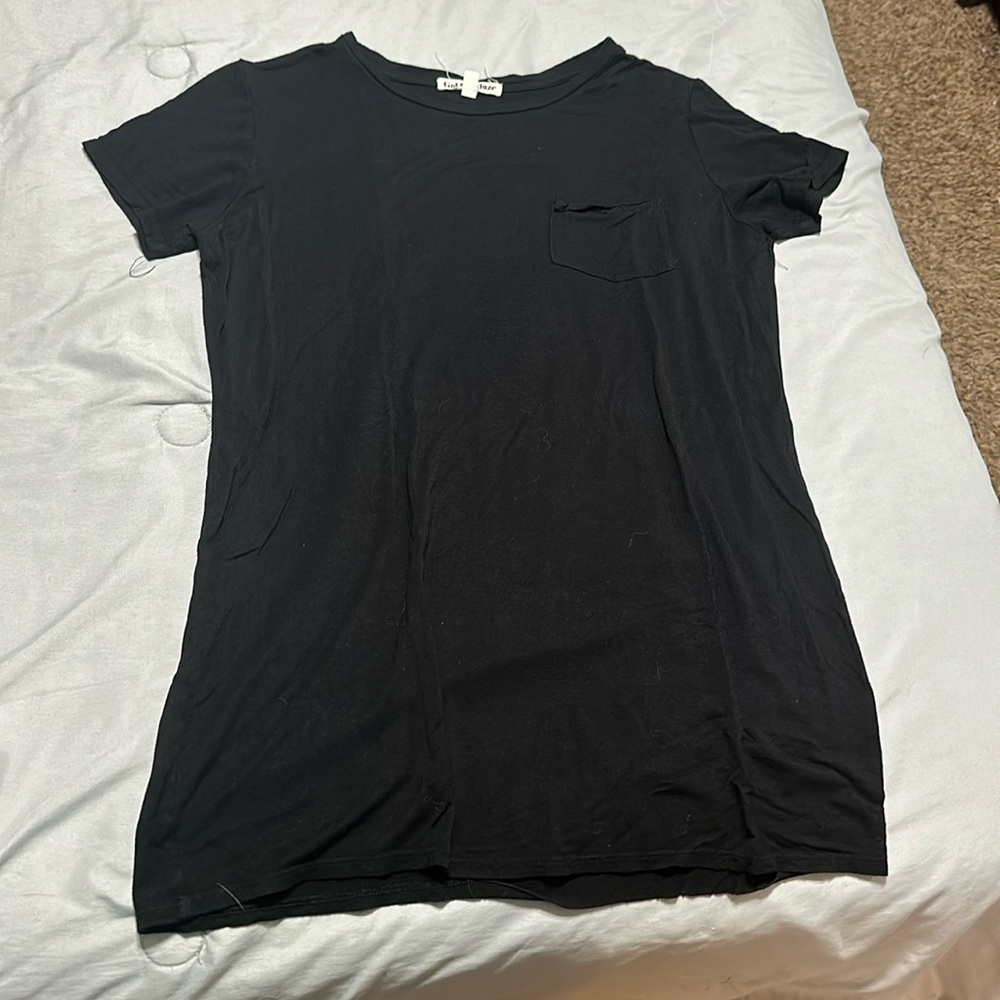 Plain Pocket Tee